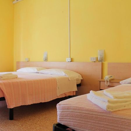 Hotel Ninfea Cervia Exterior photo