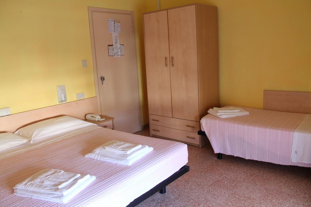Hotel Ninfea Cervia Exterior photo