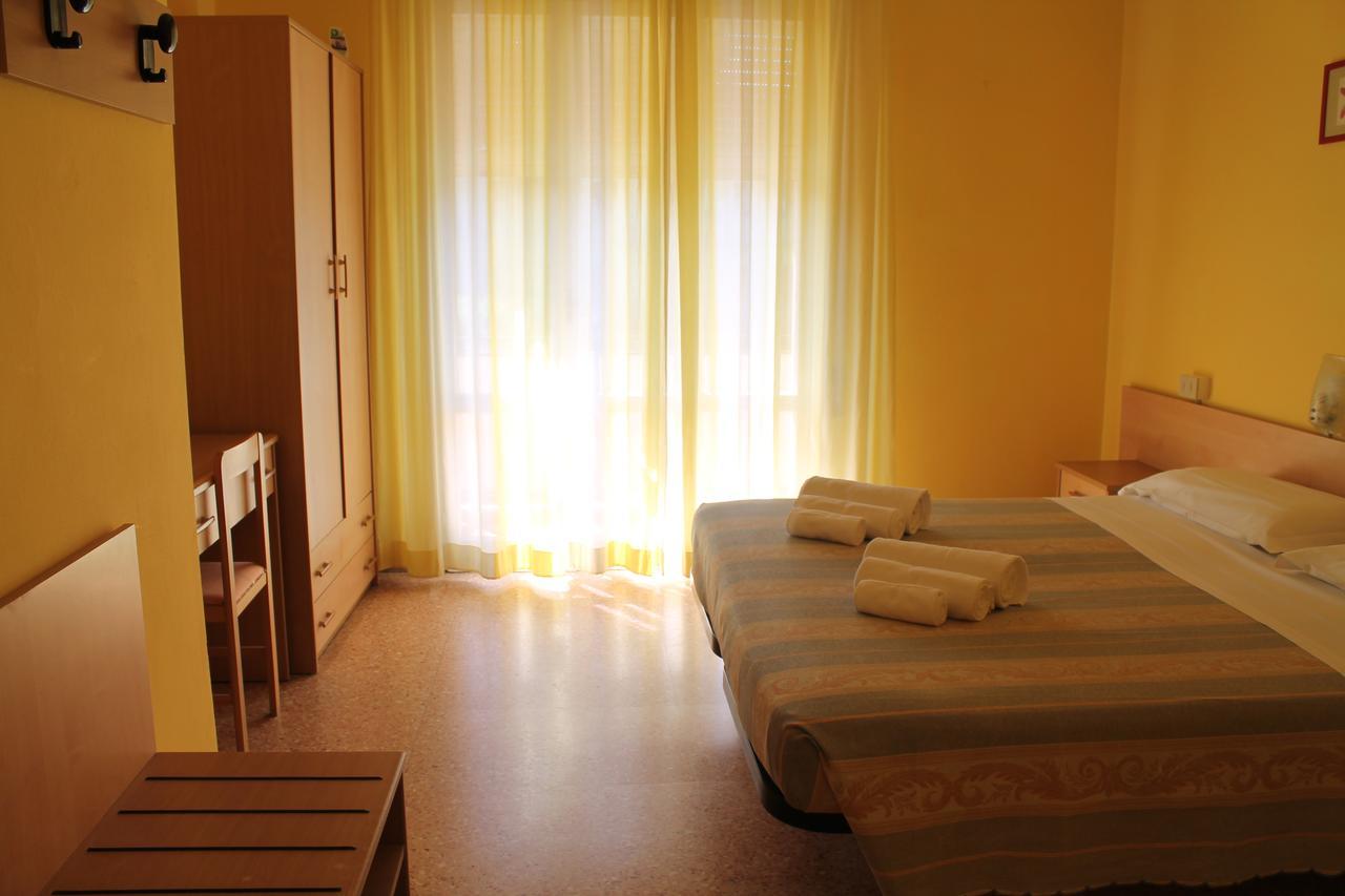 Hotel Ninfea Cervia Exterior photo